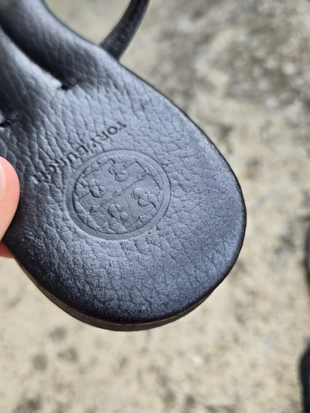 Tory Burch Emmy Thong Black Sandal Size 7.5